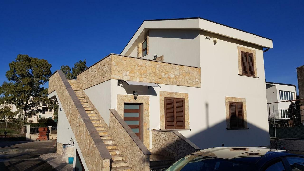 Da Pietro In Pietra Vila Martella Exterior foto